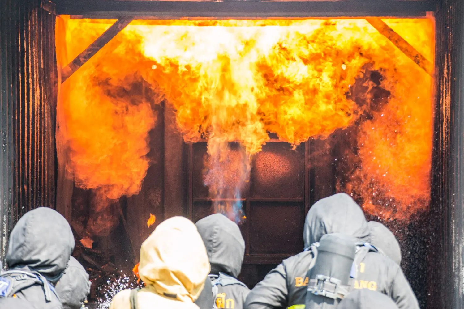 gep-services-incencio-quimico-3 bomberos privados, empresas de bomberos privados