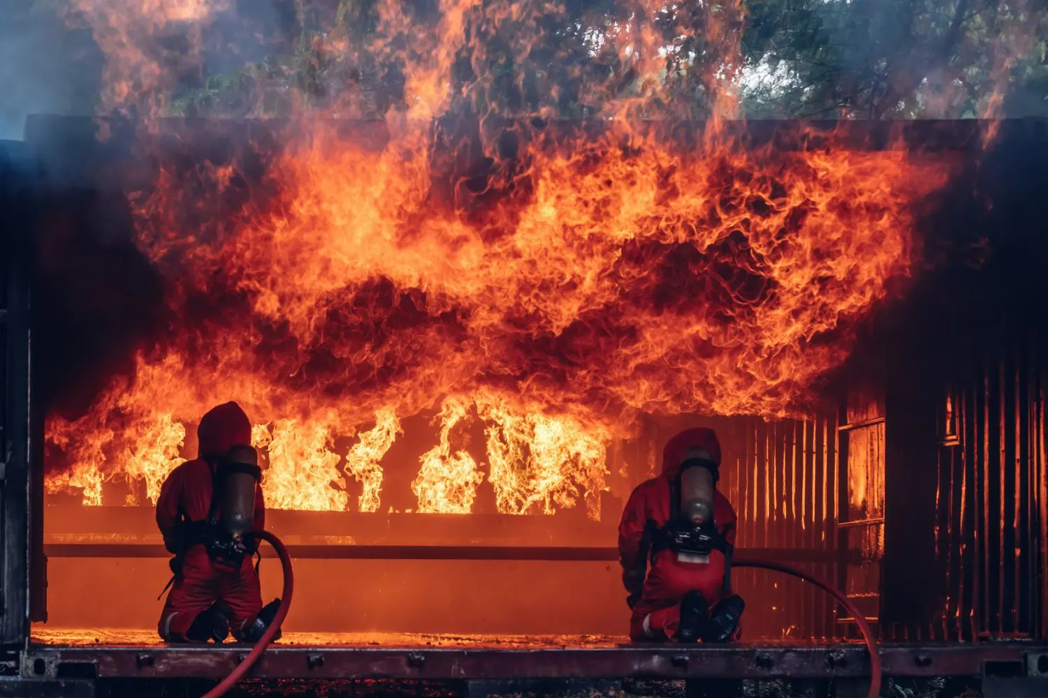 empresas de proteccion contra incendios, empresa contraincendios, instaladores contra incendios, sistema contra incendios, equipos de seguridad industrial, reglamento de instalaciones de proteccion contra incendios, equipo de proteccion individual, material emergencias, material bombero