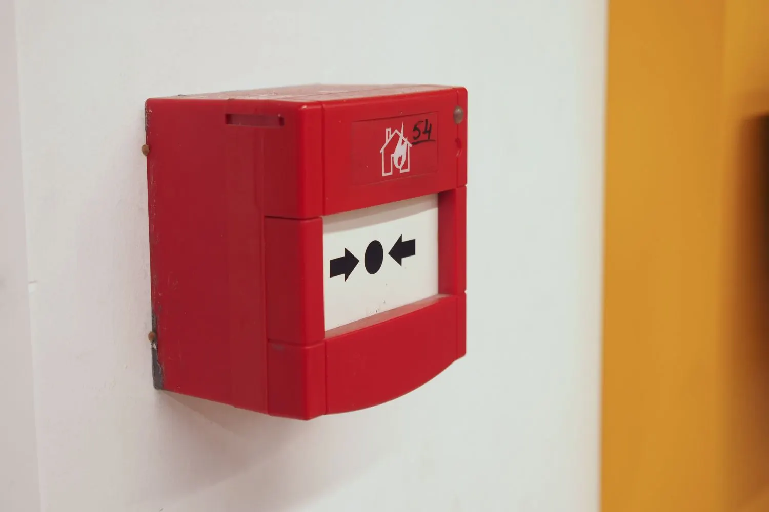 empresas de proteccion contra incendios, empresa contraincendios, instaladores contra incendios, sistema contra incendios, equipos de seguridad industrial, reglamento de instalaciones de proteccion contra incendios, equipo de proteccion individual, material emergencias, material bombero